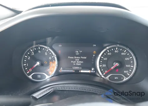 2018 Jeep Renegade Limited Fwd from USA, damaged, VIN ZACCJADB0JPH24214